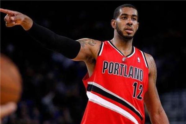 更是接近 更是接近