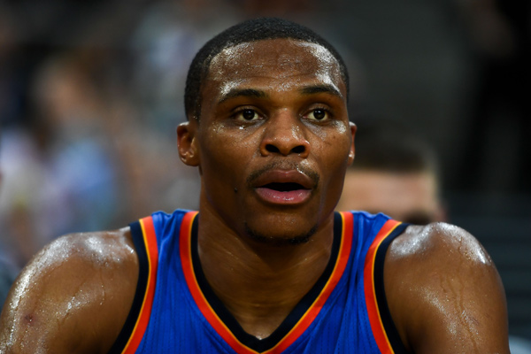 和伊布是本